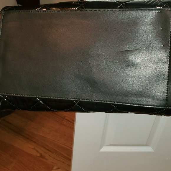 Handbag - Picture 2 of 4